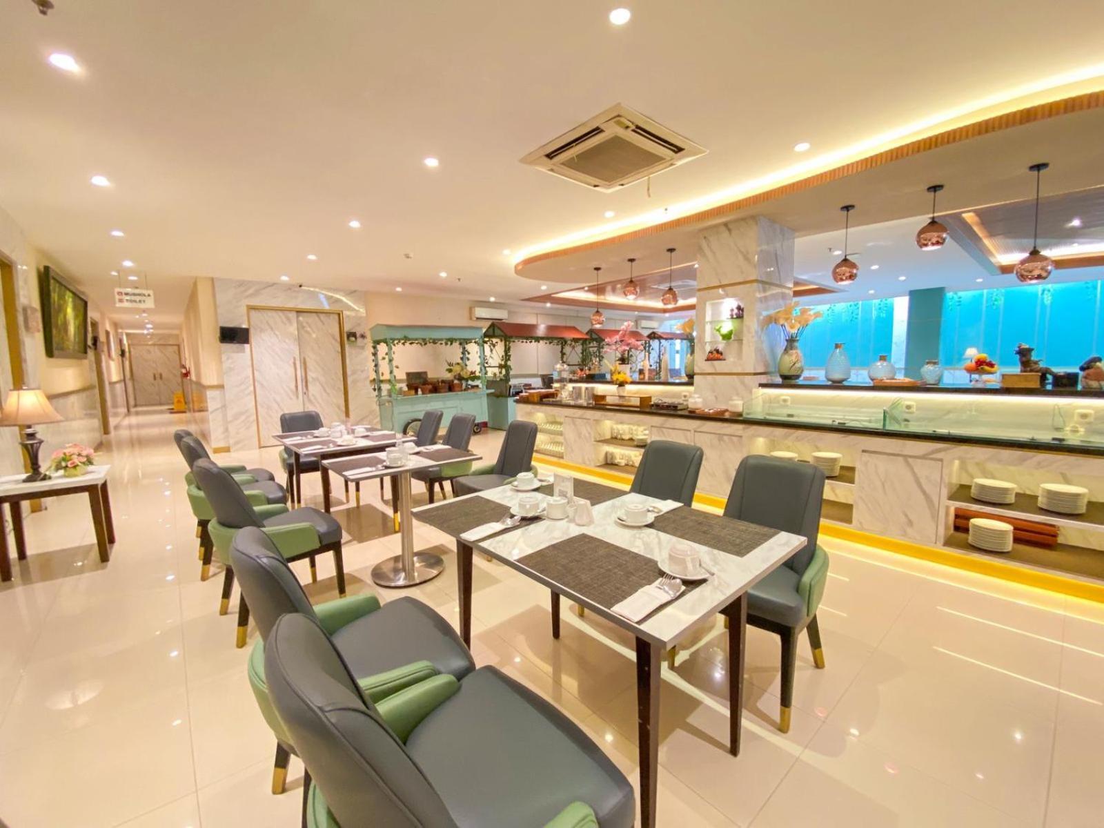 Luxury Malioboro Hotel Γιογκιακάρτα Εξωτερικό φωτογραφία