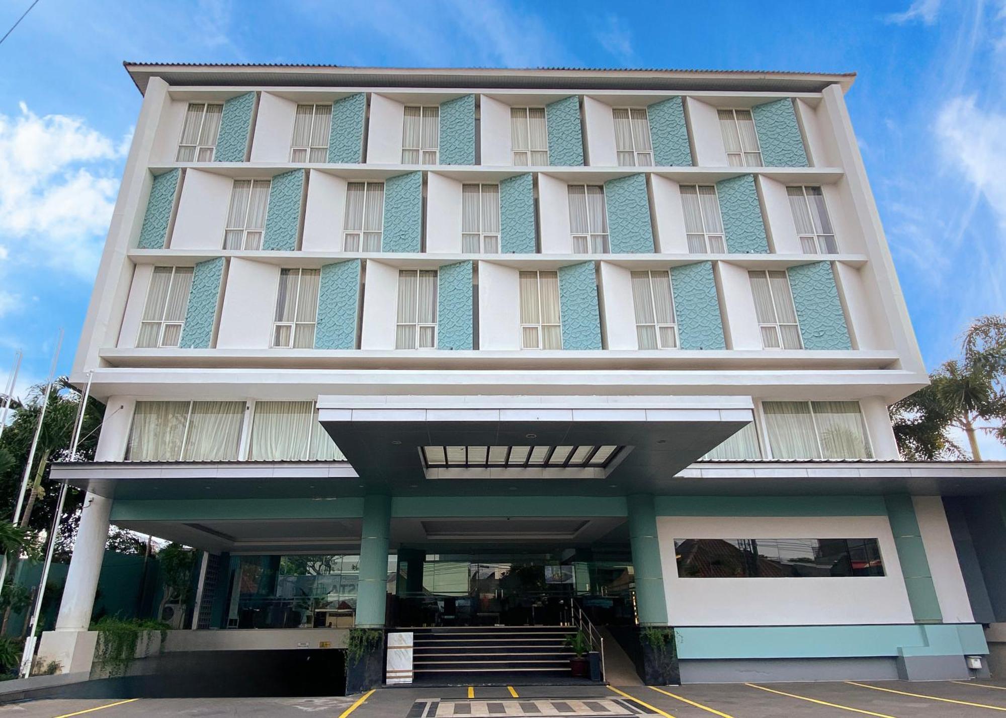 Luxury Malioboro Hotel Γιογκιακάρτα Εξωτερικό φωτογραφία