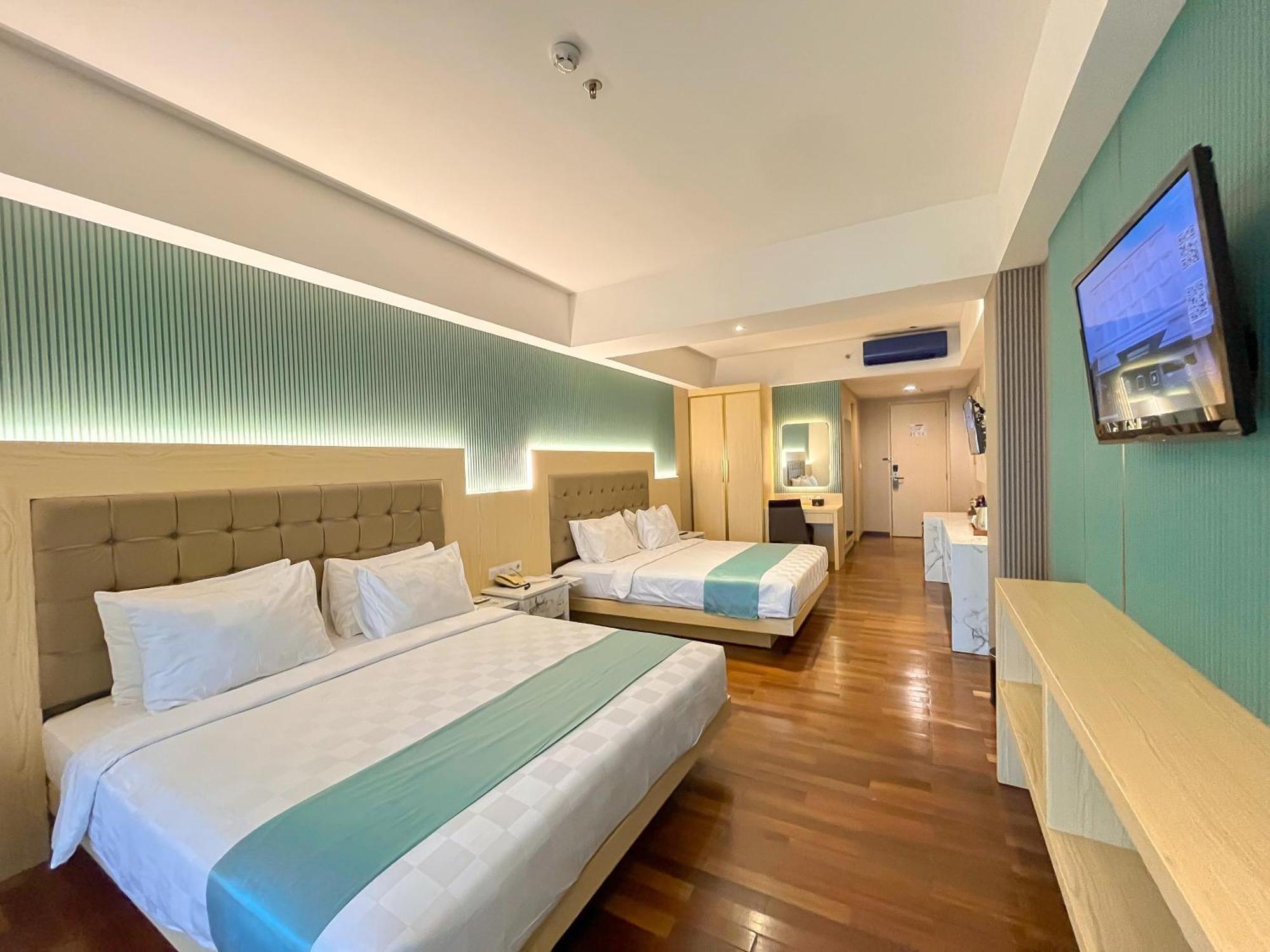 Luxury Malioboro Hotel Γιογκιακάρτα Εξωτερικό φωτογραφία