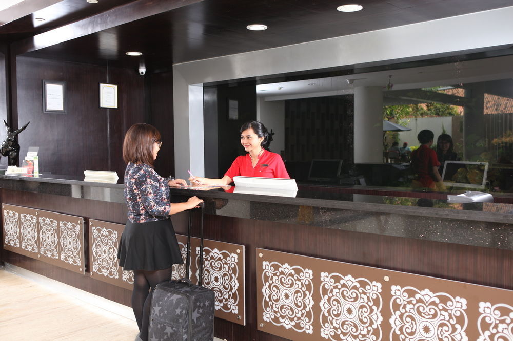 Luxury Malioboro Hotel Γιογκιακάρτα Εξωτερικό φωτογραφία