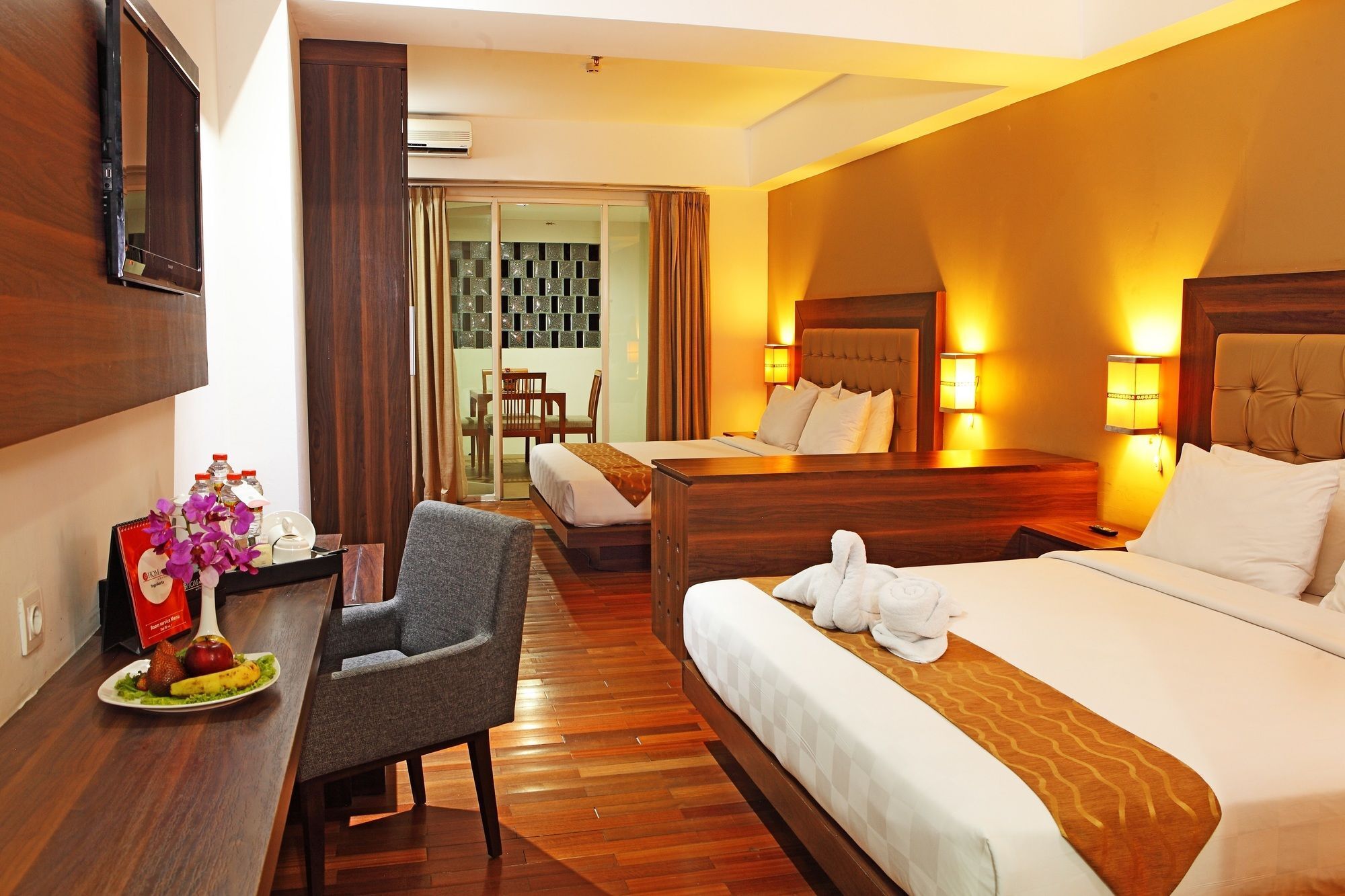 Luxury Malioboro Hotel Γιογκιακάρτα Εξωτερικό φωτογραφία
