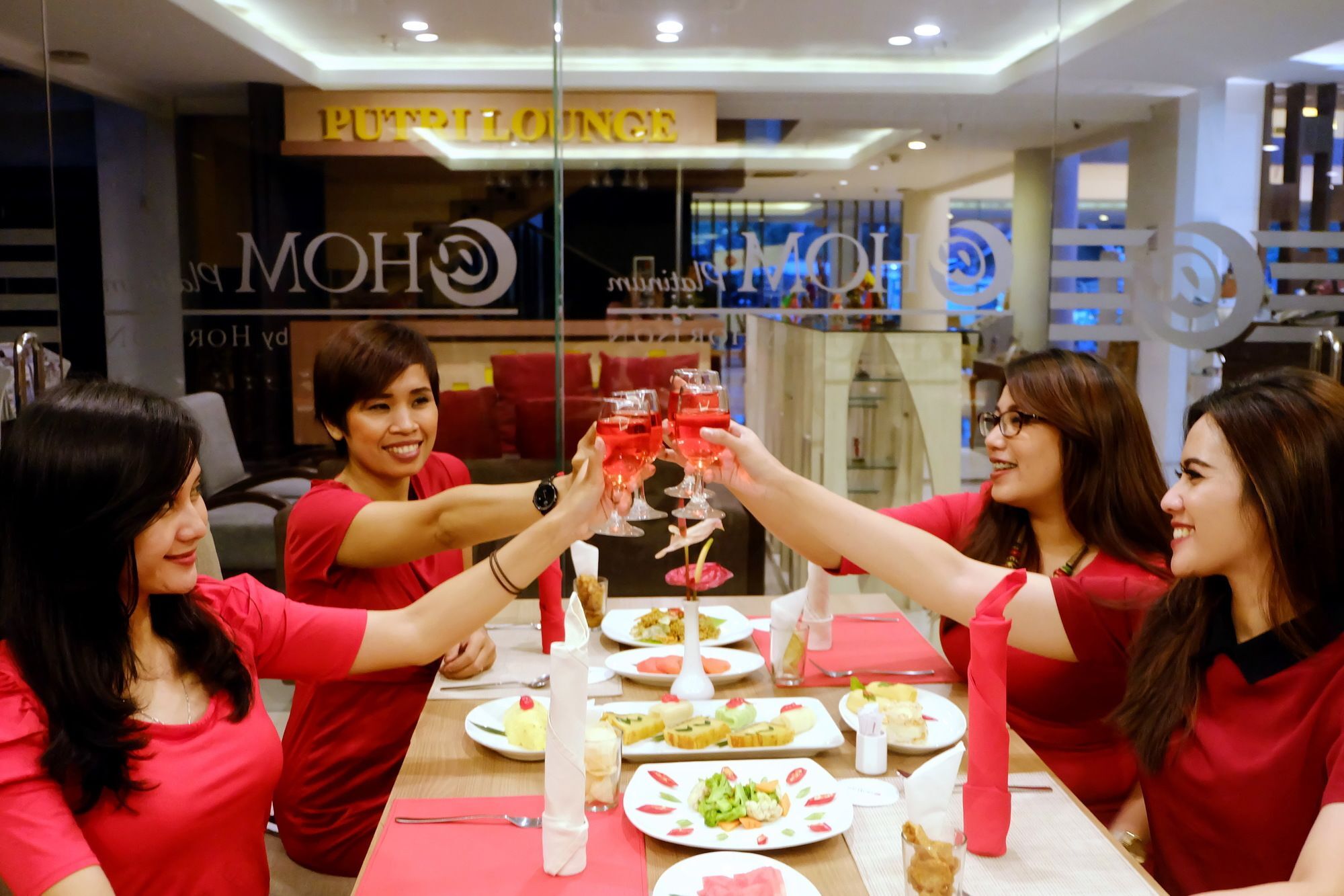 Luxury Malioboro Hotel Γιογκιακάρτα Εξωτερικό φωτογραφία